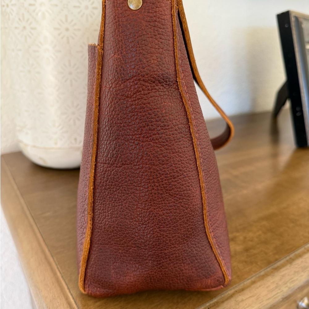 Portland Leather Nutmeg Triangle - Picture 4 of 10